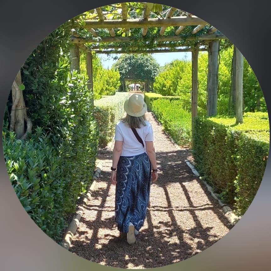 Satisfied user Melanie Chisnall expressing appreciation for the workbook’s design